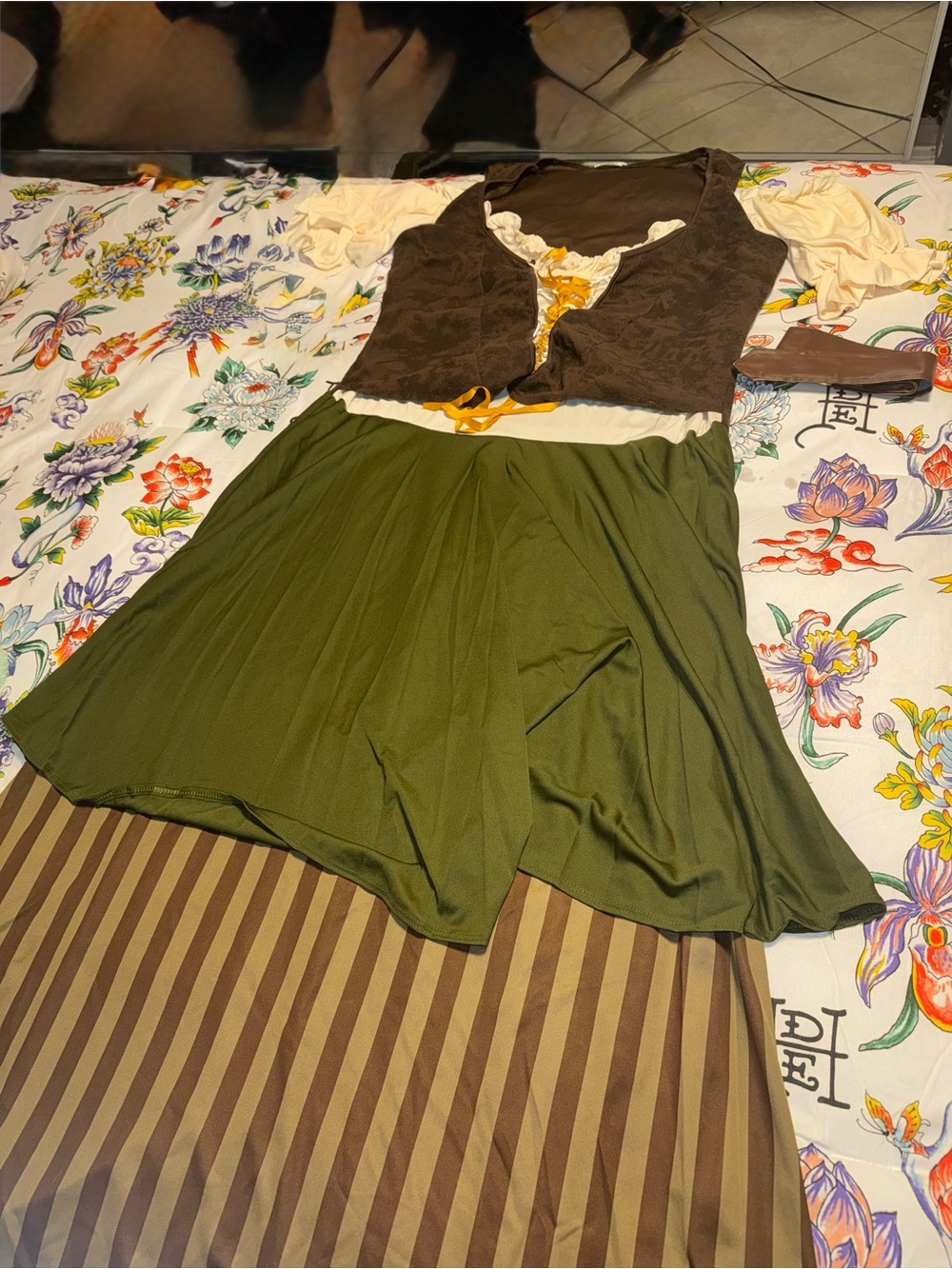 Plus Tavern Maiden Costume for Women